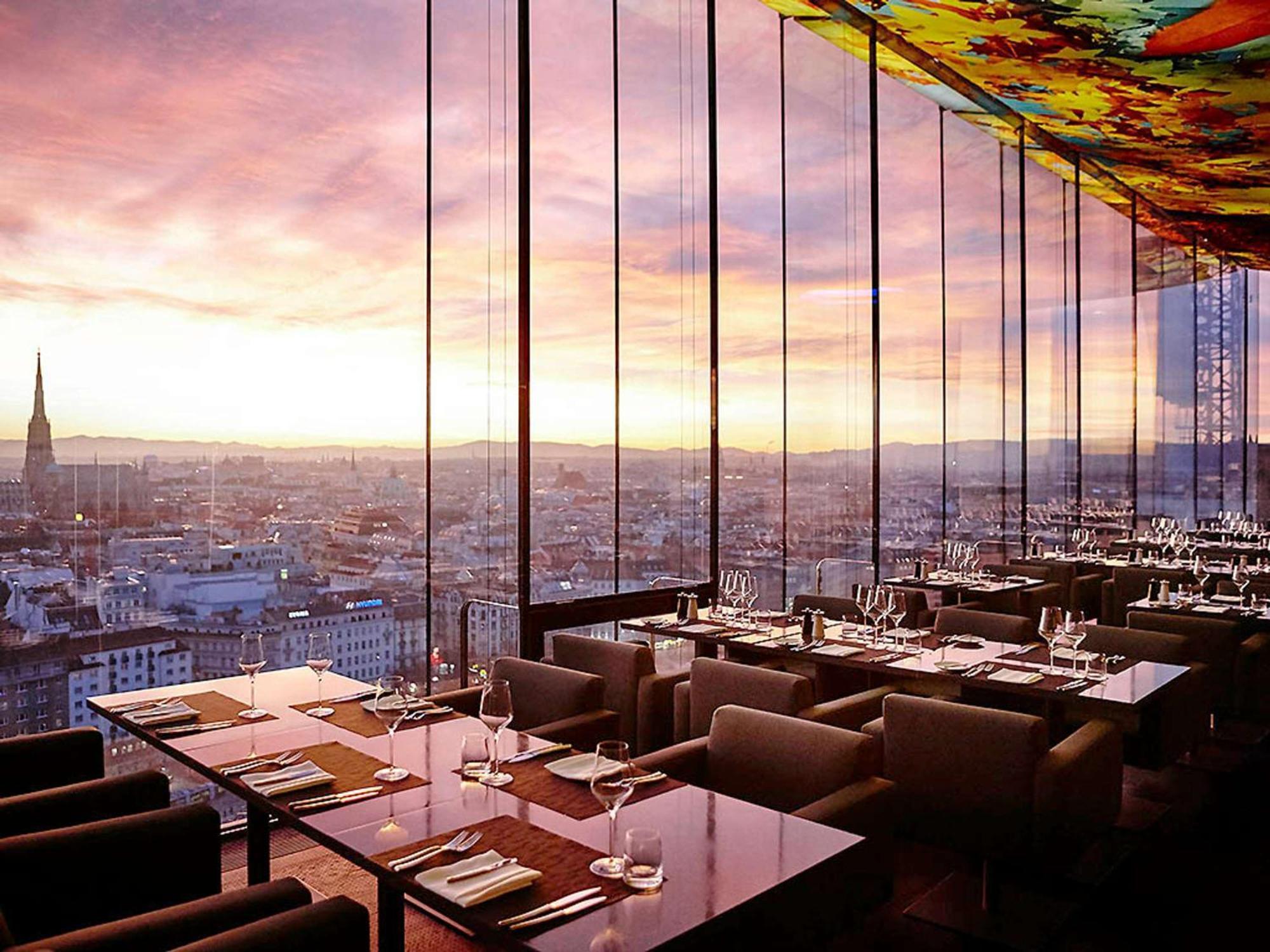 فندق سو فيينا المظهر الخارجي الصورة Restaurant Le Ciel